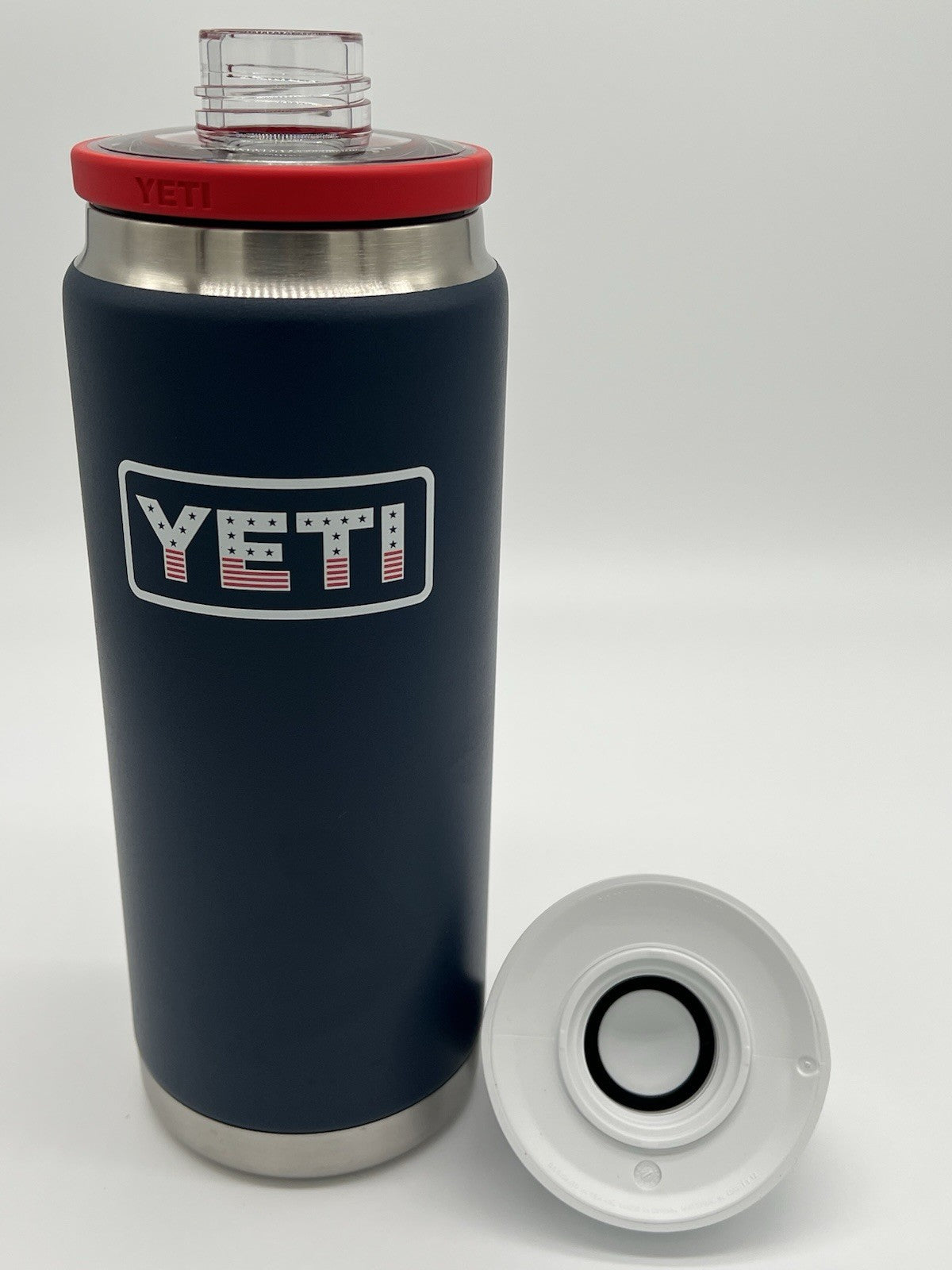Yeti Patriotic Rambler Red White & Blue 26oz Bottle NEW Limited Edition