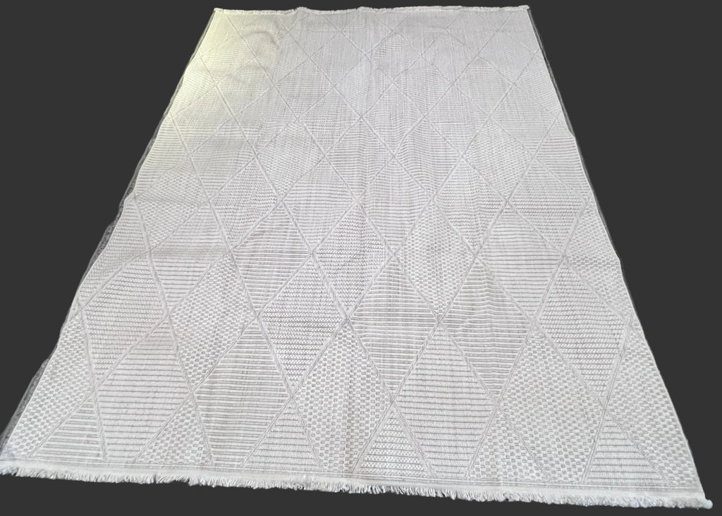 7'10 x 10 FT RUG Gertmenian Serenity Collection - Rassa Cream