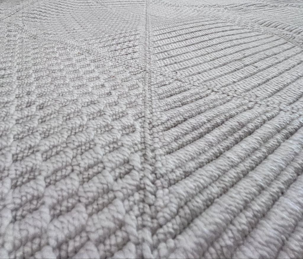 7'10 x 10 FT RUG Gertmenian Serenity Collection - Rassa Cream