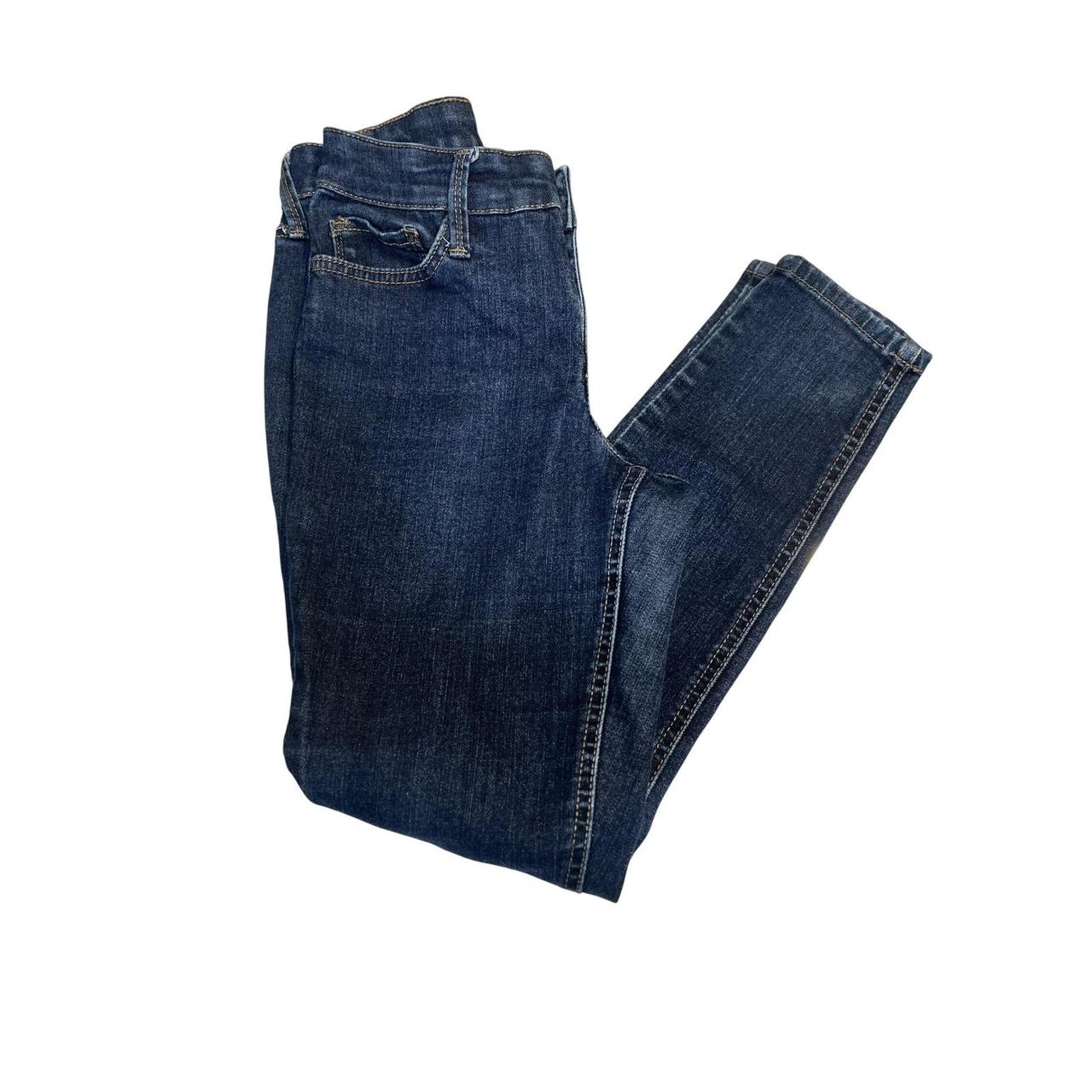 Crown & Ivy Women's Blue and Navy Jeans 2 Short