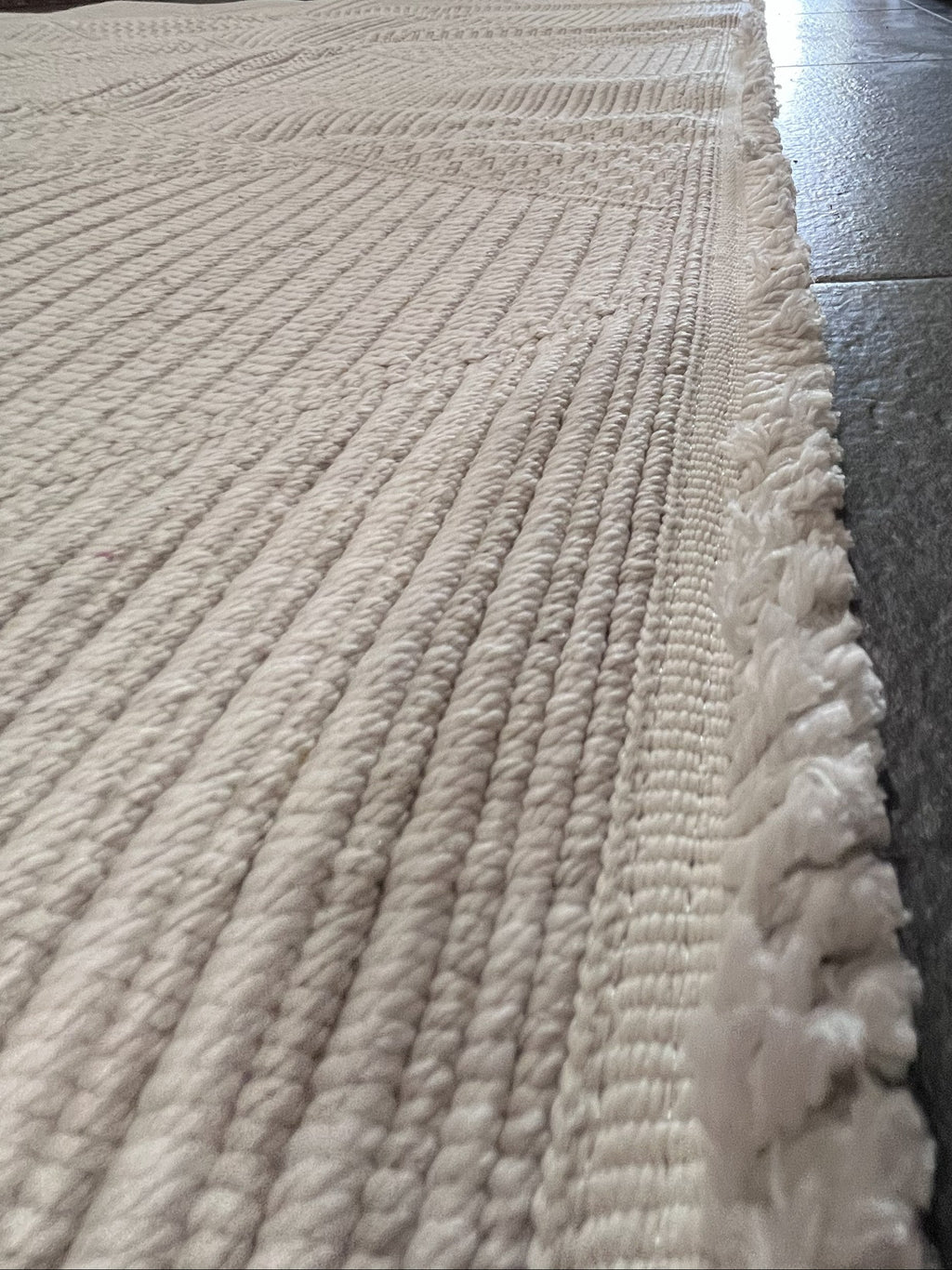 7'10 x 10 FT RUG Gertmenian Serenity Collection - Rassa Cream